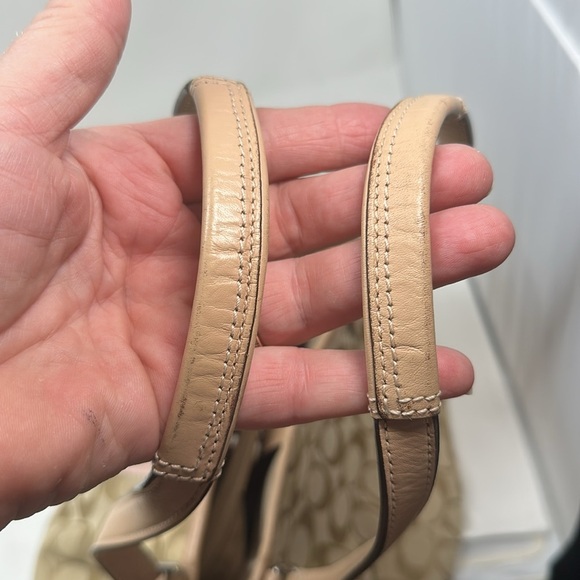 Coach, shoulder bag, and wristlet - Picture 4 of 11